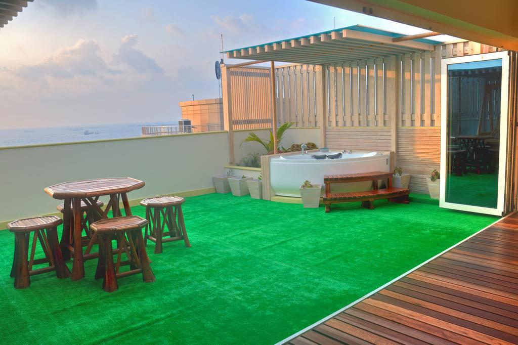 Marble Hotel Malé Esterno foto